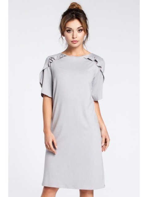 B035 Elegancka sukienka midi z falbankami B035 Elegancka sukienka midi z falbankami