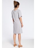 B035 Elegancka sukienka midi z falbankami B035 Elegancka sukienka midi z falbankami