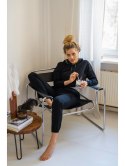 LA102 Spodnie typu joggers z gumą logowaną
