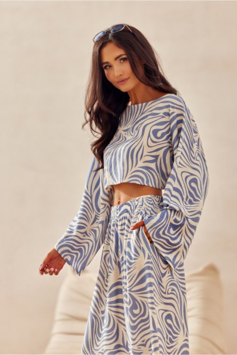 Bluzka Model Bianca BLU0214 L05 - Roco Fashion Roco Fashion Bluzka Model Bianca BLU0214 L05 - Roco Fashion Roco Fashion