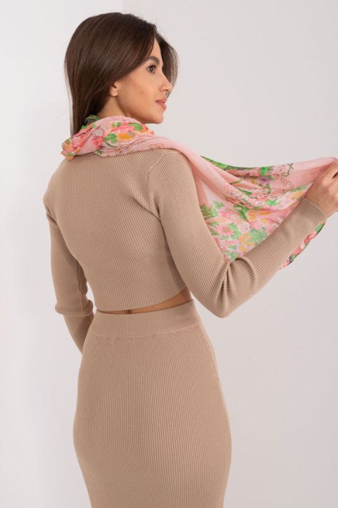 Chusta Model AT-CH-B-D645.30 Light Pink - AT AT Chusta Model AT-CH-B-D645.30 Light Pink - AT AT