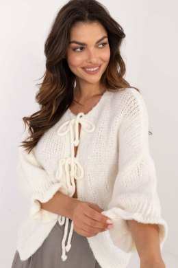 Sweter Damski Model MI-SW-2911.91 Ecru - Italy Moda Italy Moda