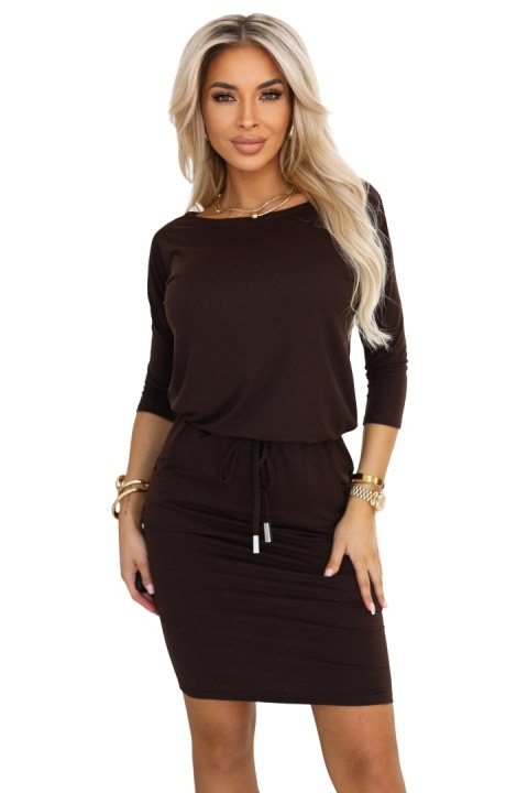 13-169 Sportowa sukienka midi z kieszonkami i wiązaniem w pasie - czekoladowy brąz