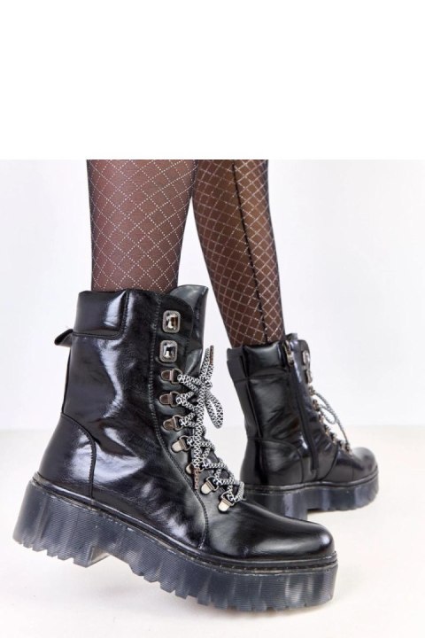 Workery Model Veles D19-7813 Black - Solea Solea Workery Model Veles D19-7813 Black - Solea Solea