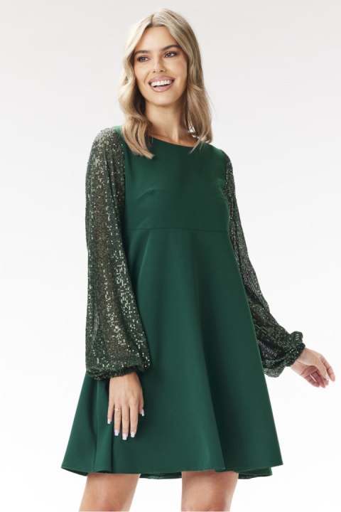 Sukienka Model A694 Bottle Green - awama Awama Sukienka Model A694 Bottle Green - awama Awama
