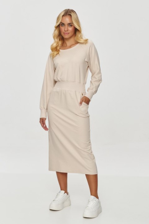 Sukienka Model M842 Light Beige - Makadamia Makadamia Sukienka Model M842 Light Beige - Makadamia Makadamia
