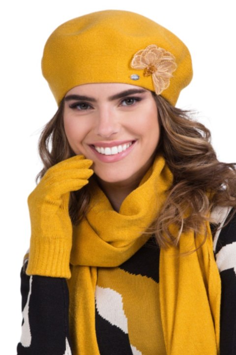 ELZA beret damski kolor musztardowy - Kamea Kamea ELZA beret damski kolor musztardowy - Kamea Kamea