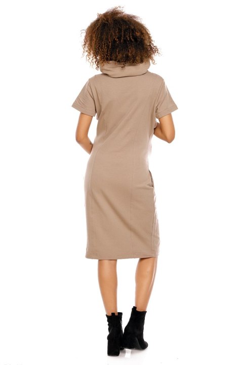 Sukienka model 1581 Cappuccino - PeeKaBoo PeeKaBoo Sukienka model 1581 Cappuccino - PeeKaBoo PeeKaBoo