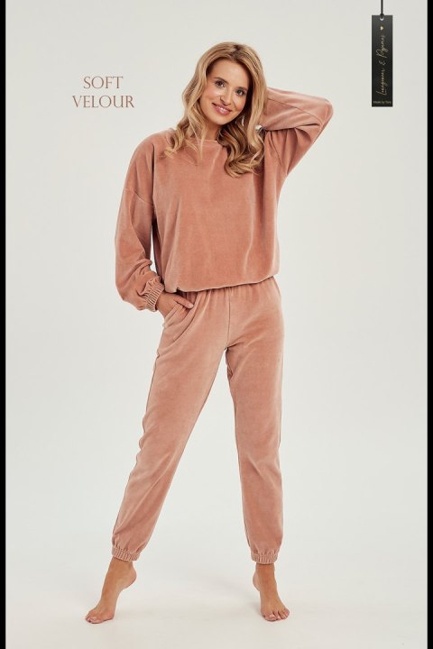 Spodnie Dres Damski Model Belle 3023 kolor 01 Dark Beige - Taro Taro Spodnie Dres Damski Model Belle 3023 kolor 01 Dark Beige - Taro Taro