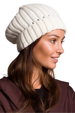 Czapka Damska Model BK058 Ecru - BE Knit BE Knit