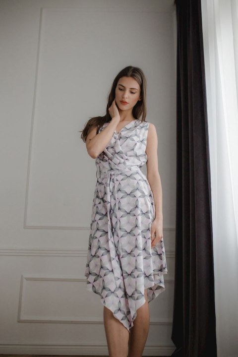 Sukienka Model L080 Wzór 113 - Lenitif Lenitif Sukienka Model L080 Wzór 113 - Lenitif Lenitif