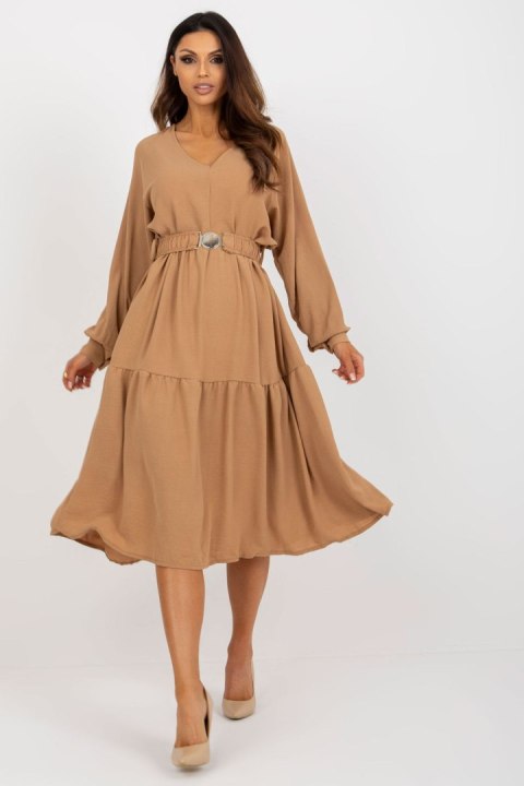 Sukienka Model TW-SK-BI-2021706.93P Camel - Och Bella Och Bella Sukienka Model TW-SK-BI-2021706.93P Camel - Och Bella Och Bella