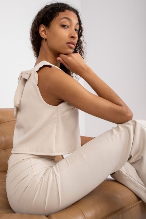 Spodnie Komplet Model DHJ-KMPL-6323.18 Light Beige - Italy Moda Italy Moda Spodnie Komplet Model DHJ-KMPL-6323.18 Light Beige - Italy Moda Italy Moda