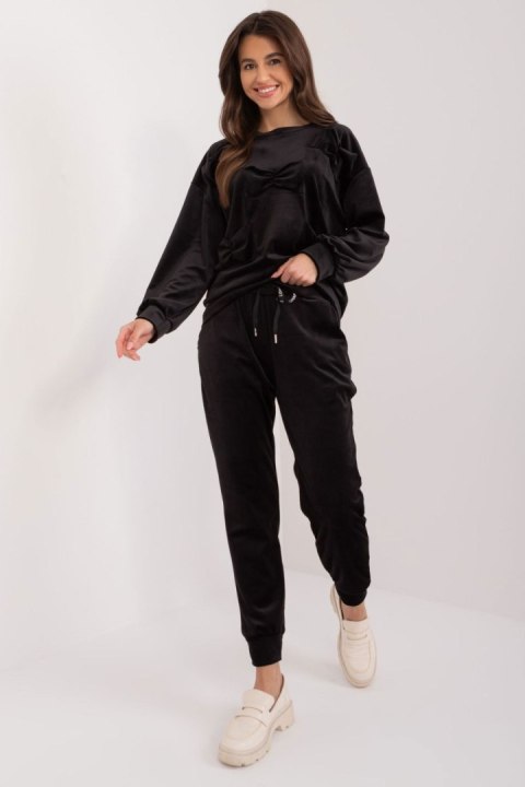 Spodnie Komplet Model DHJ-KMPL-8850.68 Black - Italy Moda Italy Moda Spodnie Komplet Model DHJ-KMPL-8850.68 Black - Italy Moda Italy Moda