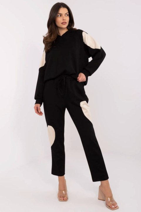 Spodnie Komplet Model MI-KMPL-M6156.98 Black - Italy Moda Italy Moda Spodnie Komplet Model MI-KMPL-M6156.98 Black - Italy Moda Italy Moda