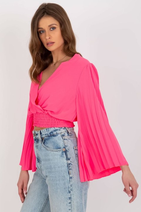 Bluzka Model DHJ-BZ-16503.30X Fluo Pink - Italy Moda Italy Moda Bluzka Model DHJ-BZ-16503.30X Fluo Pink - Italy Moda Italy Moda