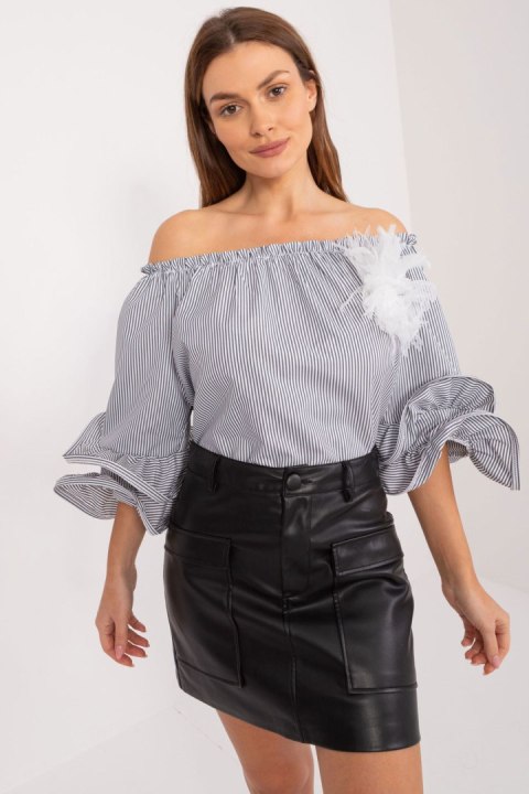 Bluzka Model DHJ-BZ-19006.91 White/Black - Italy Moda Italy Moda Bluzka Model DHJ-BZ-19006.91 White/Black - Italy Moda Italy Moda