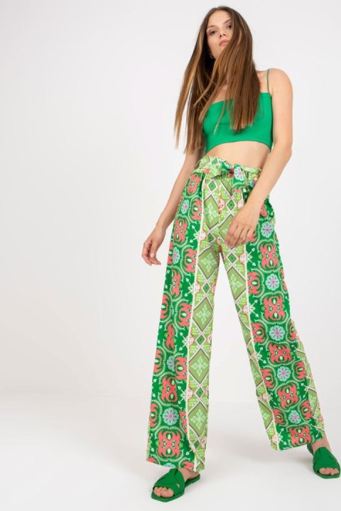 Spodnie Damskie Model DHJ-SP-13587.66P Green - Italy Moda Italy Moda Spodnie Damskie Model DHJ-SP-13587.66P Green - Italy Moda Italy Moda