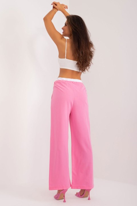Spodnie Damskie Model DHJ-SP-A7327TRT2.32 Pink - Italy Moda Italy Moda Spodnie Damskie Model DHJ-SP-A7327TRT2.32 Pink - Italy Moda Italy Moda