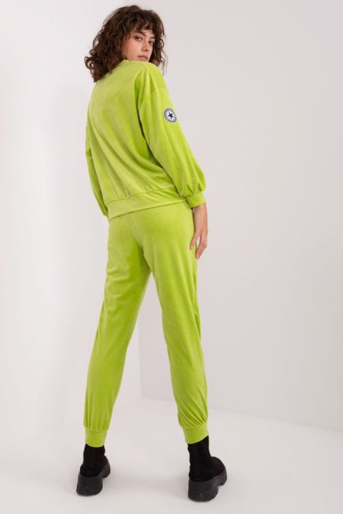 Spodnie Komplet Model DHJ-KMPL-8328.86 Limonka - Italy Moda Italy Moda Spodnie Komplet Model DHJ-KMPL-8328.86 Limonka - Italy Moda Italy Moda