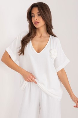 Bluzka Model DHJ-BZ-8368.02 Ecru - Italy Moda Italy Moda