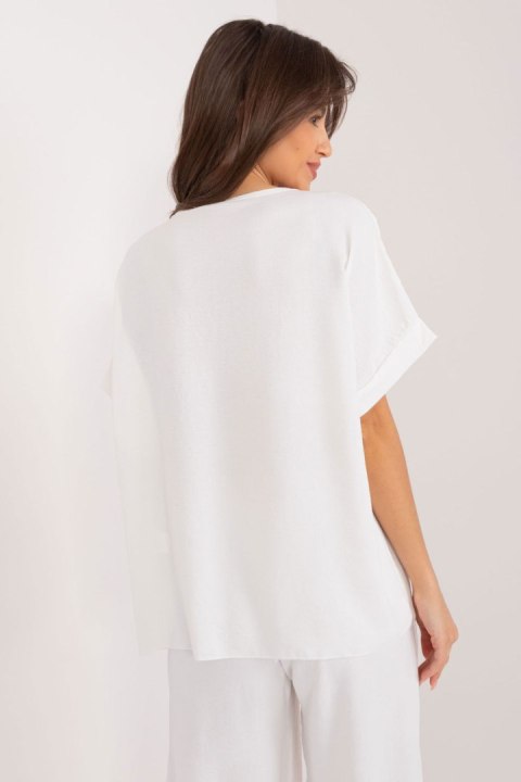 Bluzka Model DHJ-BZ-8368.02 Ecru - Italy Moda Italy Moda Bluzka Model DHJ-BZ-8368.02 Ecru - Italy Moda Italy Moda
