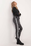 Spodnie Damskie Model DHJ-SP-21557.35 Grafit - Italy Moda Italy Moda Spodnie Damskie Model DHJ-SP-21557.35 Grafit - Italy Moda Italy Moda