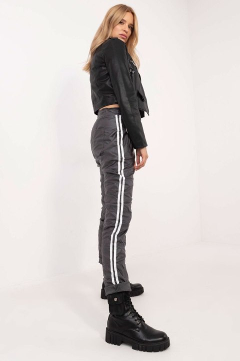 Spodnie Damskie Model DHJ-SP-21557.35 Grafit - Italy Moda Italy Moda Spodnie Damskie Model DHJ-SP-21557.35 Grafit - Italy Moda Italy Moda