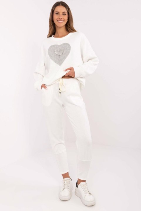 Spodnie Dresowe Model DHJ-SP-9283.83P Ecru - Italy Moda Italy Moda Spodnie Dresowe Model DHJ-SP-9283.83P Ecru - Italy Moda Italy Moda