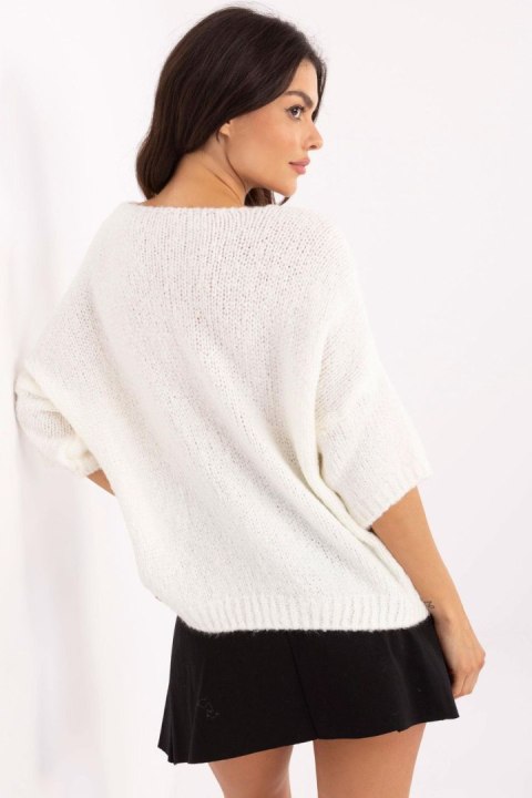 Sweter Damski Model MI-SW-2103.07 Ecru - Italy Moda Italy Moda Sweter Damski Model MI-SW-2103.07 Ecru - Italy Moda Italy Moda