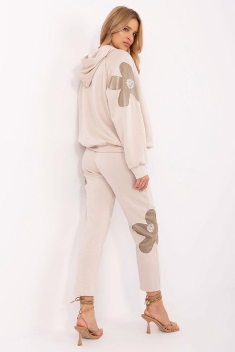 Spodnie Komplet Model MI-KMPL-M6124.61P Beige - Italy Moda Italy Moda Spodnie Komplet Model MI-KMPL-M6124.61P Beige - Italy Moda Italy Moda