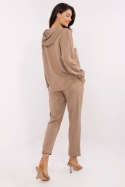 Spodnie Komplet Model MI-KMPL-M61431.68P Dark Beige - Italy Moda Italy Moda Spodnie Komplet Model MI-KMPL-M61431.68P Dark Beige - Italy Moda Italy Moda