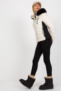 Kurtka Damska Model NM-KR-BS-202.44P Light Beige - NM NM Kurtka Damska Model NM-KR-BS-202.44P Light Beige - NM NM