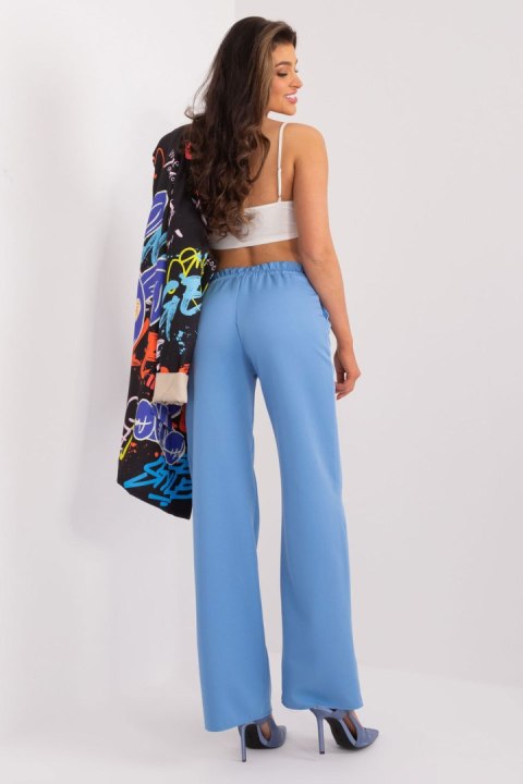 Spodnie Damskie Model WN-SP-8247.65 Blue - Rue Paris Rue Paris Spodnie Damskie Model WN-SP-8247.65 Blue - Rue Paris Rue Paris