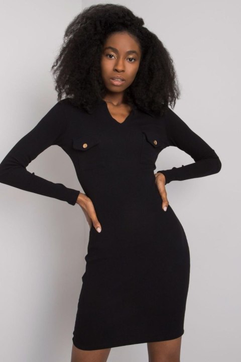 Sukienka Model RV-SK-7435.38 Black - Rue Paris Rue Paris Sukienka Model RV-SK-7435.38 Black - Rue Paris Rue Paris