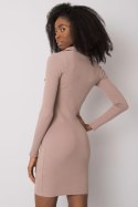Sukienka Model RV-SK-7435.38 Dark Beige - Rue Paris Rue Paris Sukienka Model RV-SK-7435.38 Dark Beige - Rue Paris Rue Paris