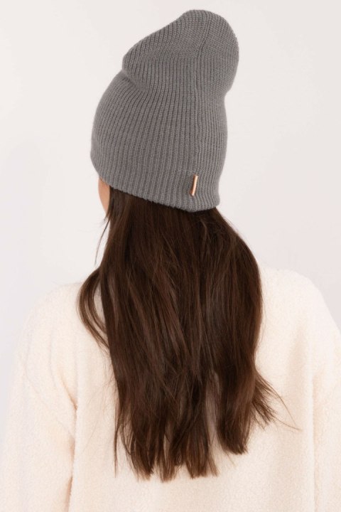 Czapka Model JK-CZ-50.25 Dark Grey - Rue Paris Rue Paris Czapka Model JK-CZ-50.25 Dark Grey - Rue Paris Rue Paris