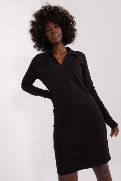Sukienka Model RV-SK-8068.60P Black - Rue Paris Rue Paris Sukienka Model RV-SK-8068.60P Black - Rue Paris Rue Paris