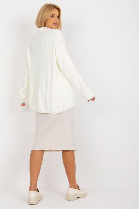 Sweter Damski Model LC-SW-2261.00P Ecru - Rue Paris Rue Paris Sweter Damski Model LC-SW-2261.00P Ecru - Rue Paris Rue Paris