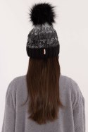 Czapka Model JK-CZ-52.17 Black - Rue Paris Rue Paris Czapka Model JK-CZ-52.17 Black - Rue Paris Rue Paris
