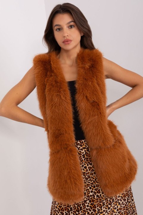 Kamizelka Model AT-KZ-2368.00P Light Brown - AT AT Kamizelka Model AT-KZ-2368.00P Light Brown - AT AT
