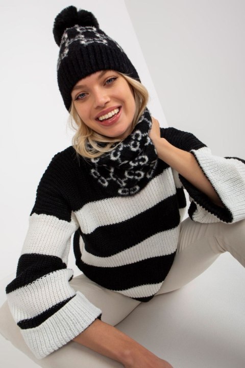 Komin Model AT-KM-CM-333.33P White/Black - AT AT Komin Model AT-KM-CM-333.33P White/Black - AT AT