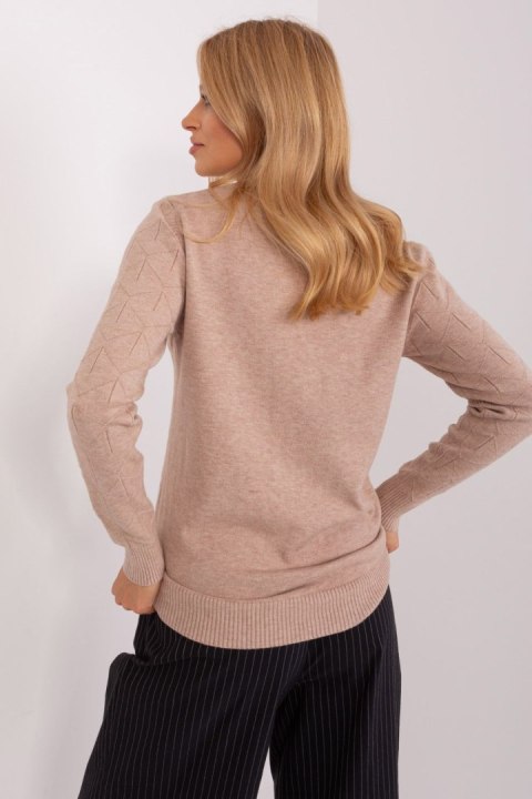 Sweter Damski Model AT-SW-232901.25X Dark Beige - AT AT Sweter Damski Model AT-SW-232901.25X Dark Beige - AT AT
