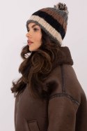 Czapka Model AT-CZ-PH24.60P Beige - AT AT Czapka Model AT-CZ-PH24.60P Beige - AT AT