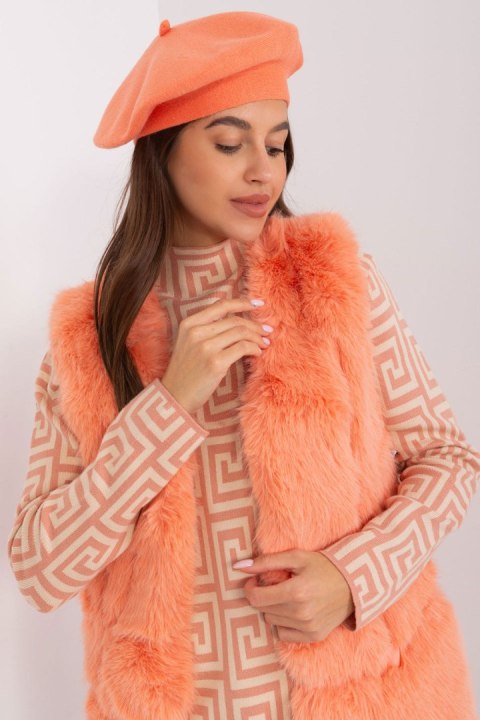 Beret Model AT-CZ-231305.85P Brzoskwinia - AT AT