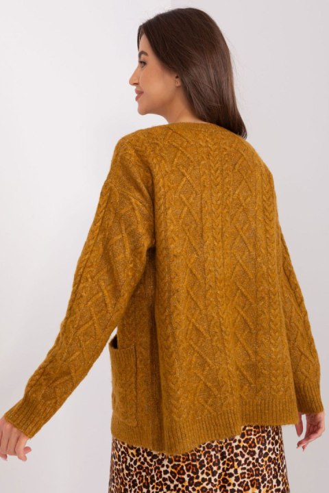 Sweter Damski Model AT-SW-2358.31 Dark Yellow - AT AT Sweter Damski Model AT-SW-2358.31 Dark Yellow - AT AT