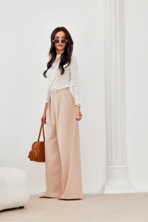 Spodnie Damskie Model Ginny BEZ SPD0040 Beige - Roco Fashion Roco Fashion Spodnie Damskie Model Ginny BEZ SPD0040 Beige - Roco Fashion Roco Fashion
