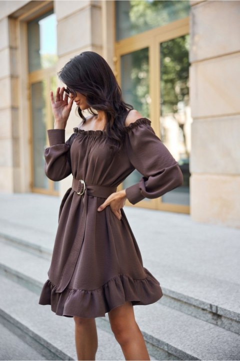 Sukienka Model Chiara BRA SUK0499 Brown - Roco Fashion Roco Fashion Sukienka Model Chiara BRA SUK0499 Brown - Roco Fashion Roco Fashion