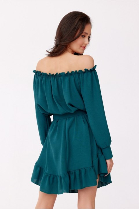 Sukienka Model Chiara BUT SUK0499 Bottle Green - Roco Fashion Roco Fashion Sukienka Model Chiara BUT SUK0499 Bottle Green - Roco Fashion Roco Fashion