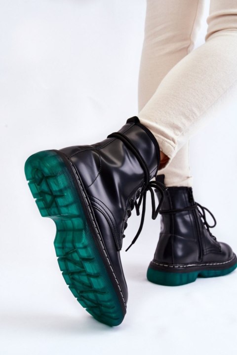 Botki Glany Model Trinah 22BT35-5079 Black_Green - Step in style Step in style Botki Glany Model Trinah 22BT35-5079 Black_Green - Step in style Step in style